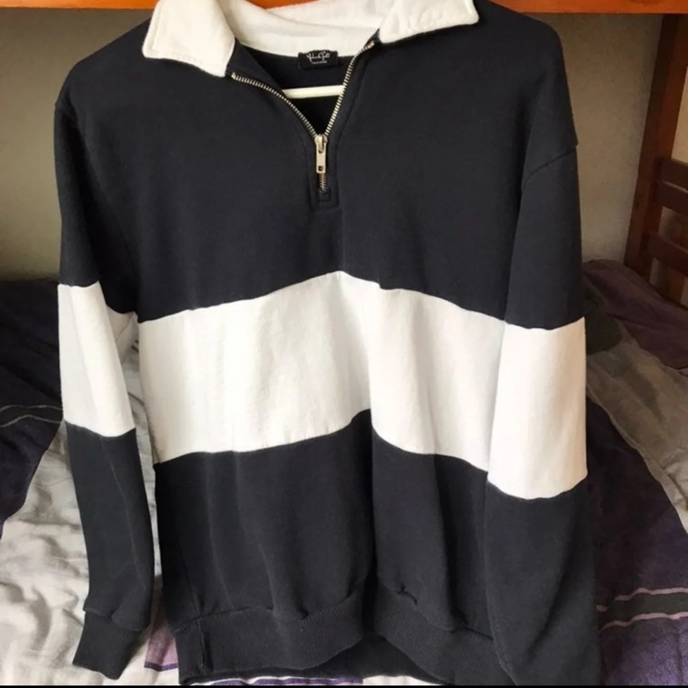 Brandy Melville Sweater